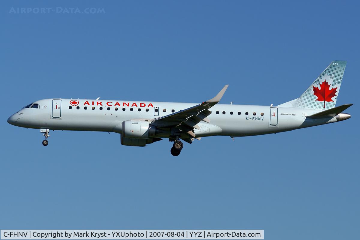 C-FHNV, 2007 Embraer 190AR (ERJ-190-100IGW) C/N 19000075, Short final for RWY05.