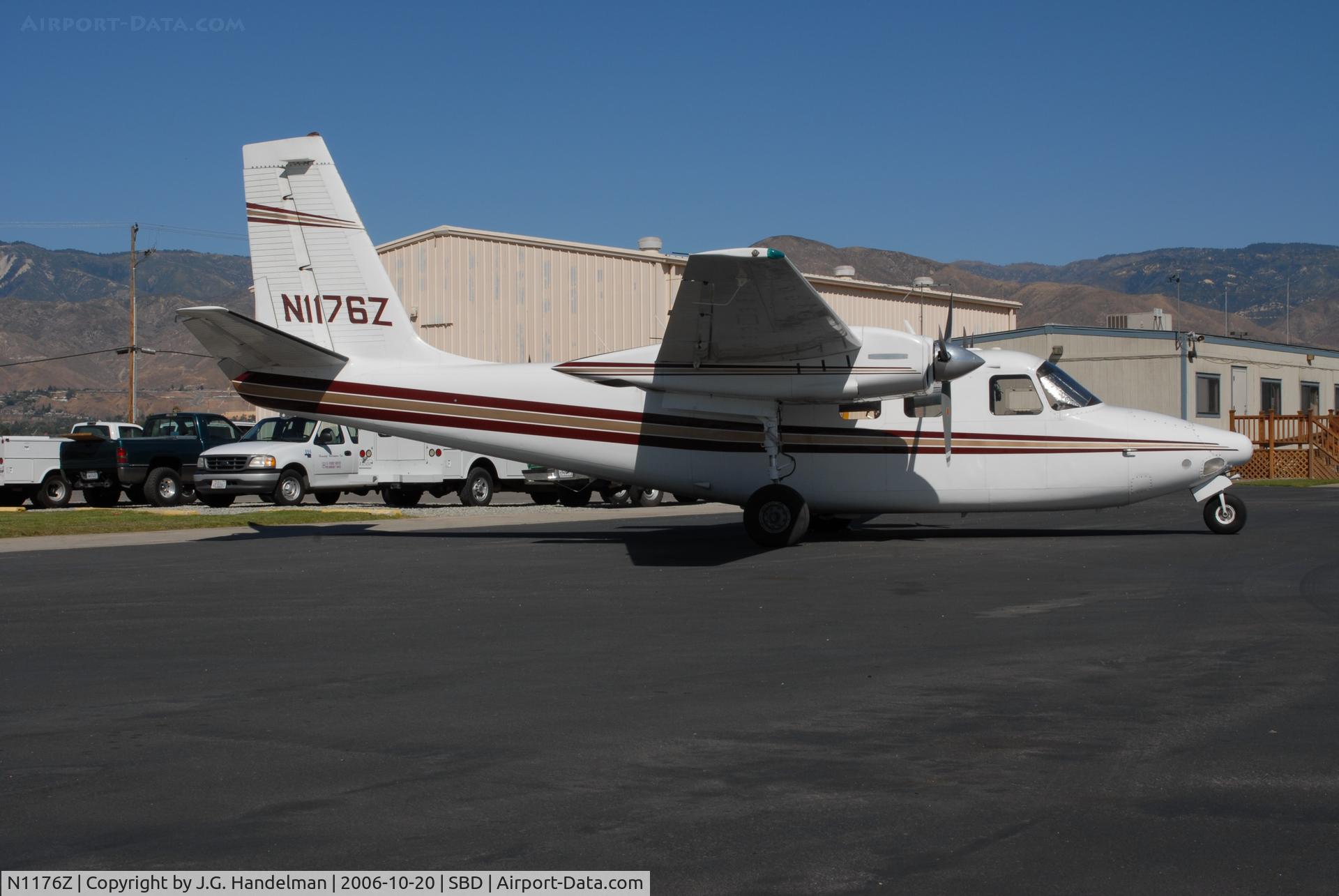 N1176Z, 1965 Aero Commander 500-B C/N 500-B-1549-196, Fire tanker lead at San Bernardino CA