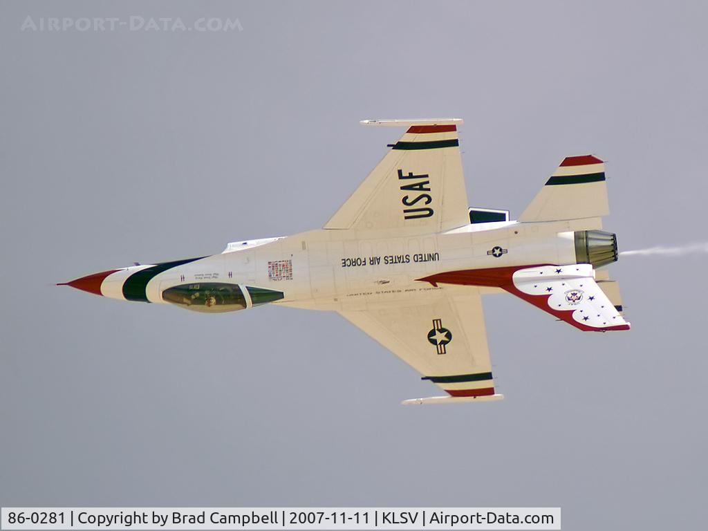 86-0281, 1986 General Dynamics F-16C Fighting Falcon C/N 5C-387, USA - Air Force / 1986 General Dynamics F-16C Fighting Falcon (Block 32D) - Thunderbird #5 - Major Ed Casey (Lead Solo)