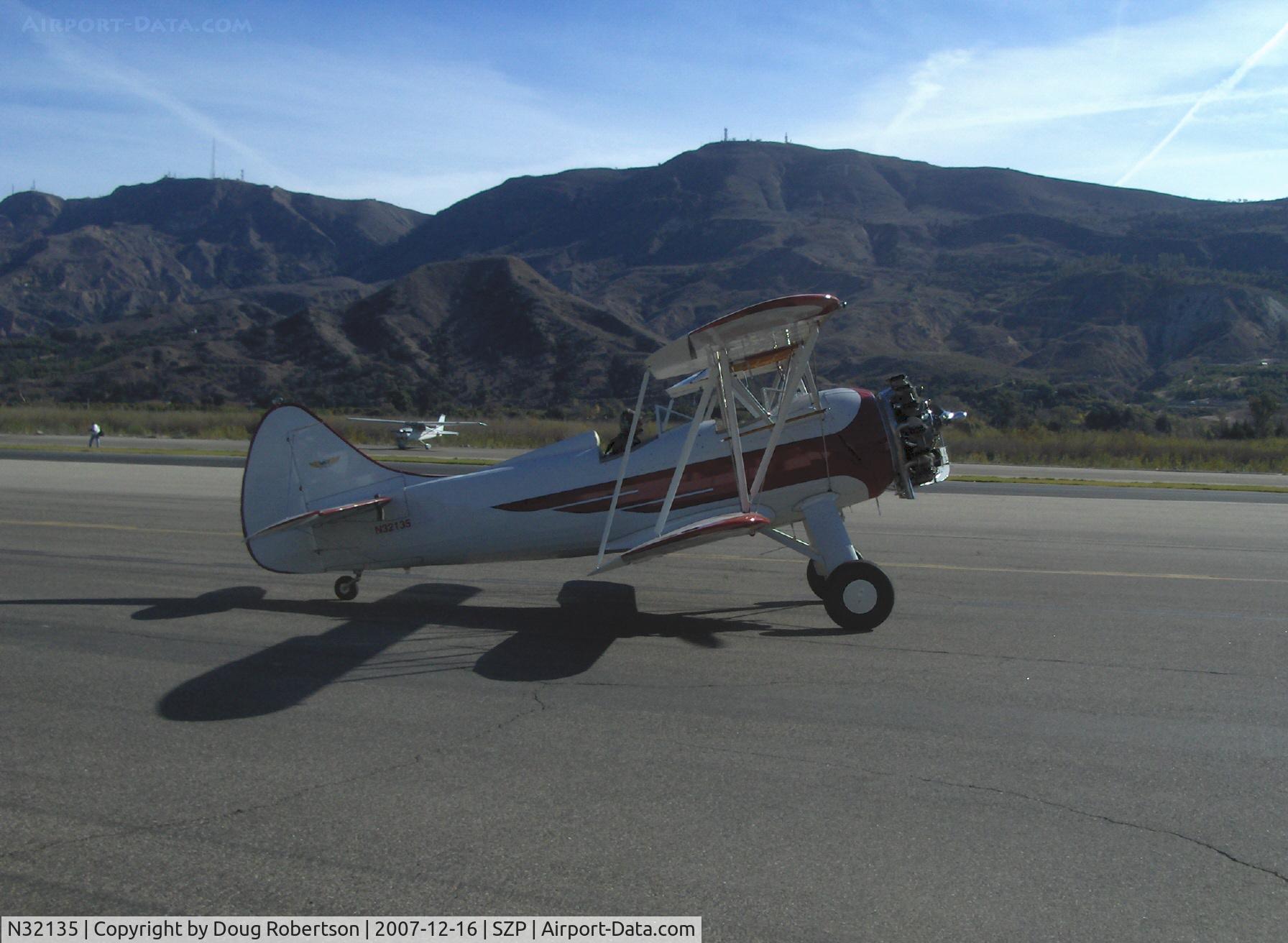 N32135, 1941 Waco UPF-7 C/N 5767, 1941 Waco UPF-7, Continental W670 220 Hp, engine warmup