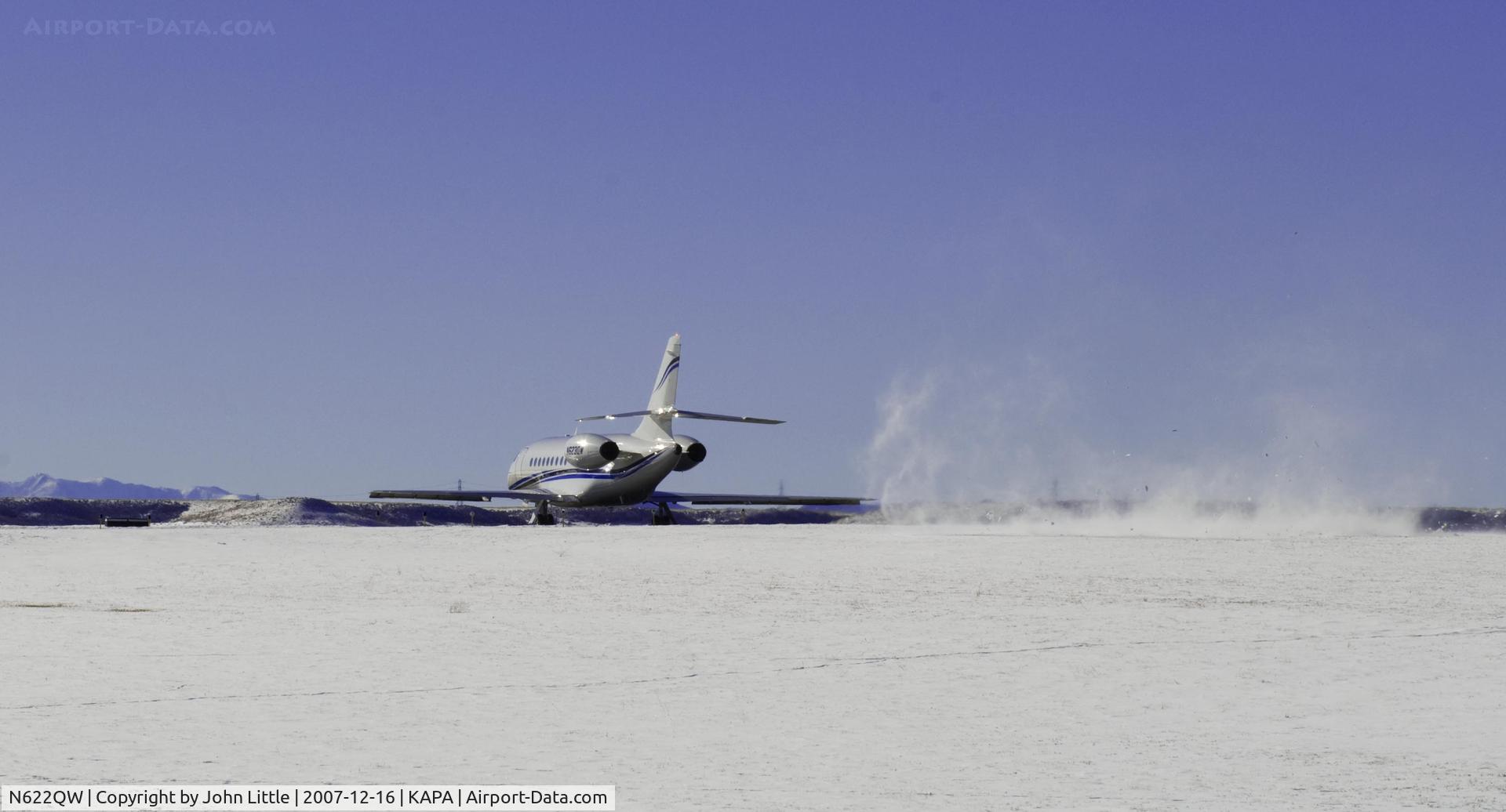 N622QW, 2001 Dassault Falcon 2000 C/N 134, Take-Off Power kicking up snow on take-off 17L