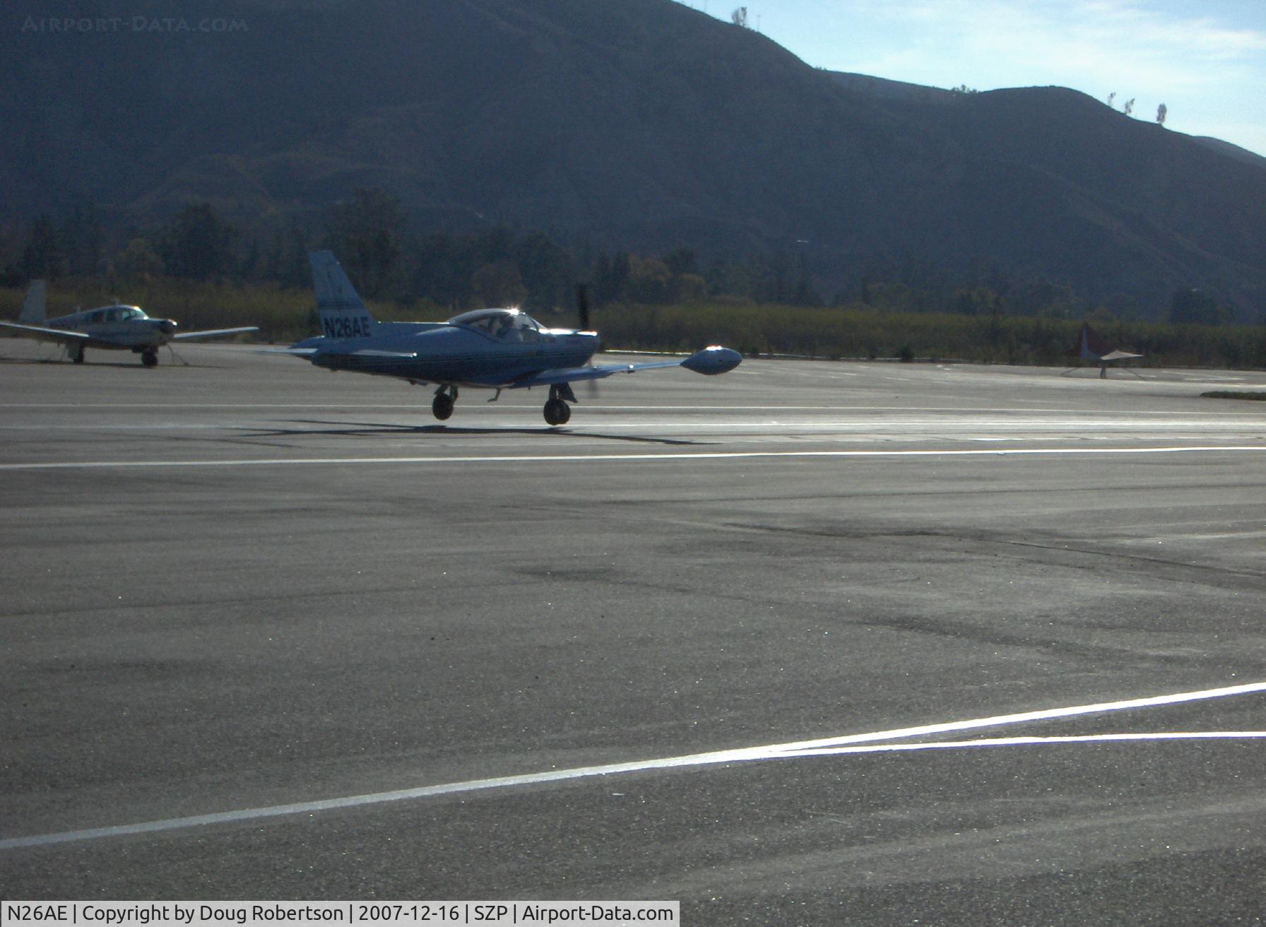 N26AE, 1976 SIAI-Marchetti SF-260B C/N 230/21-06, 1976 Siai-Marchetti SF.260B, Lycoming O-540-E4A5 260 Hp, taxi to Rwy 22