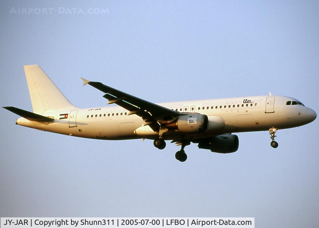 JY-JAR, 1991 Airbus A320-211 C/N 234, Landing rwy 14R