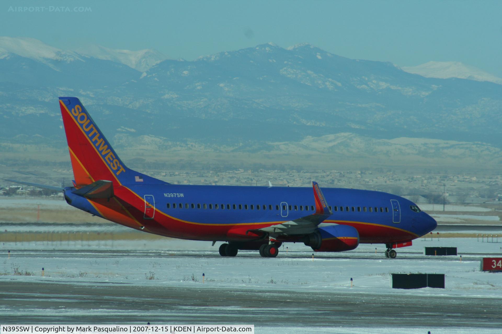 N395SW, 1994 Boeing 737-3H4 C/N 27689, Boeing 737-300