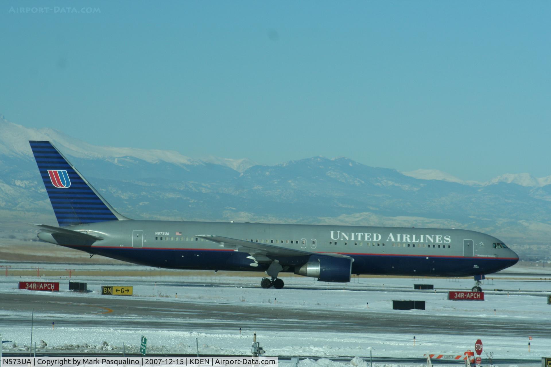N573UA, 1992 Boeing 757-222 C/N 26685, Boeing 757-200