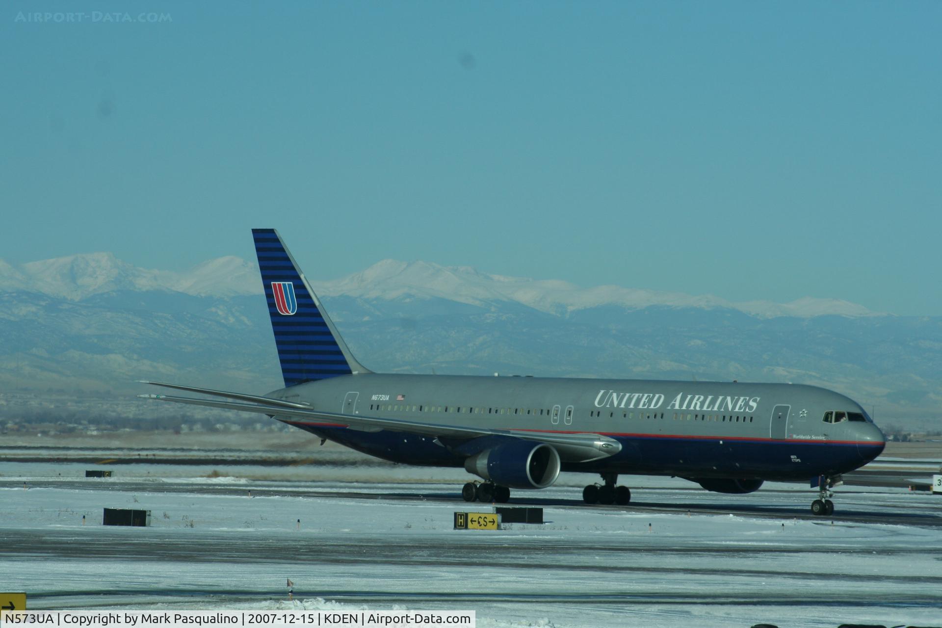 N573UA, 1992 Boeing 757-222 C/N 26685, Boeing 757-200