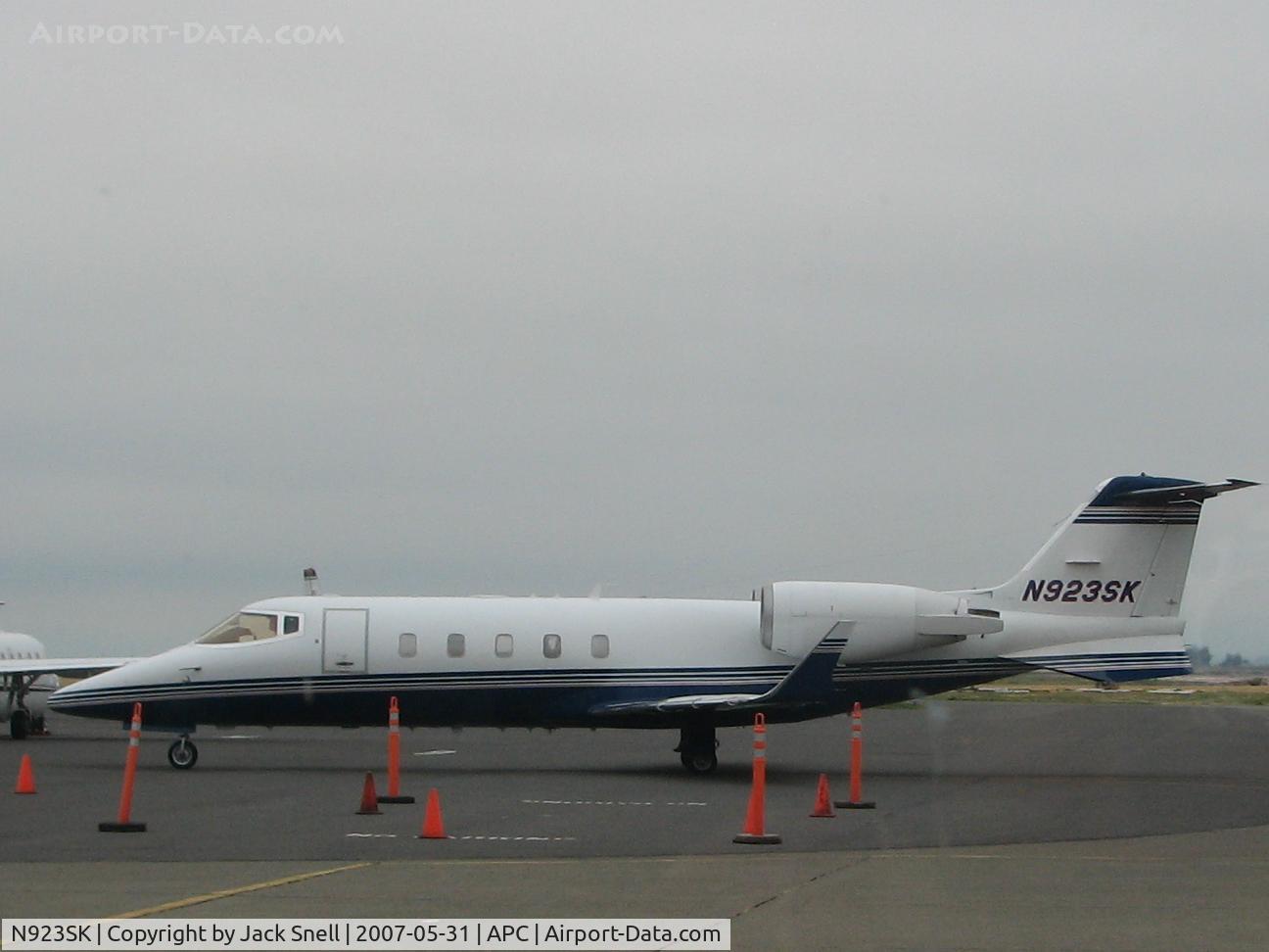 N923SK, 1994 Learjet Inc 60 C/N 050, Taken at the Nspa Cpunty Airport, Napa, CA.