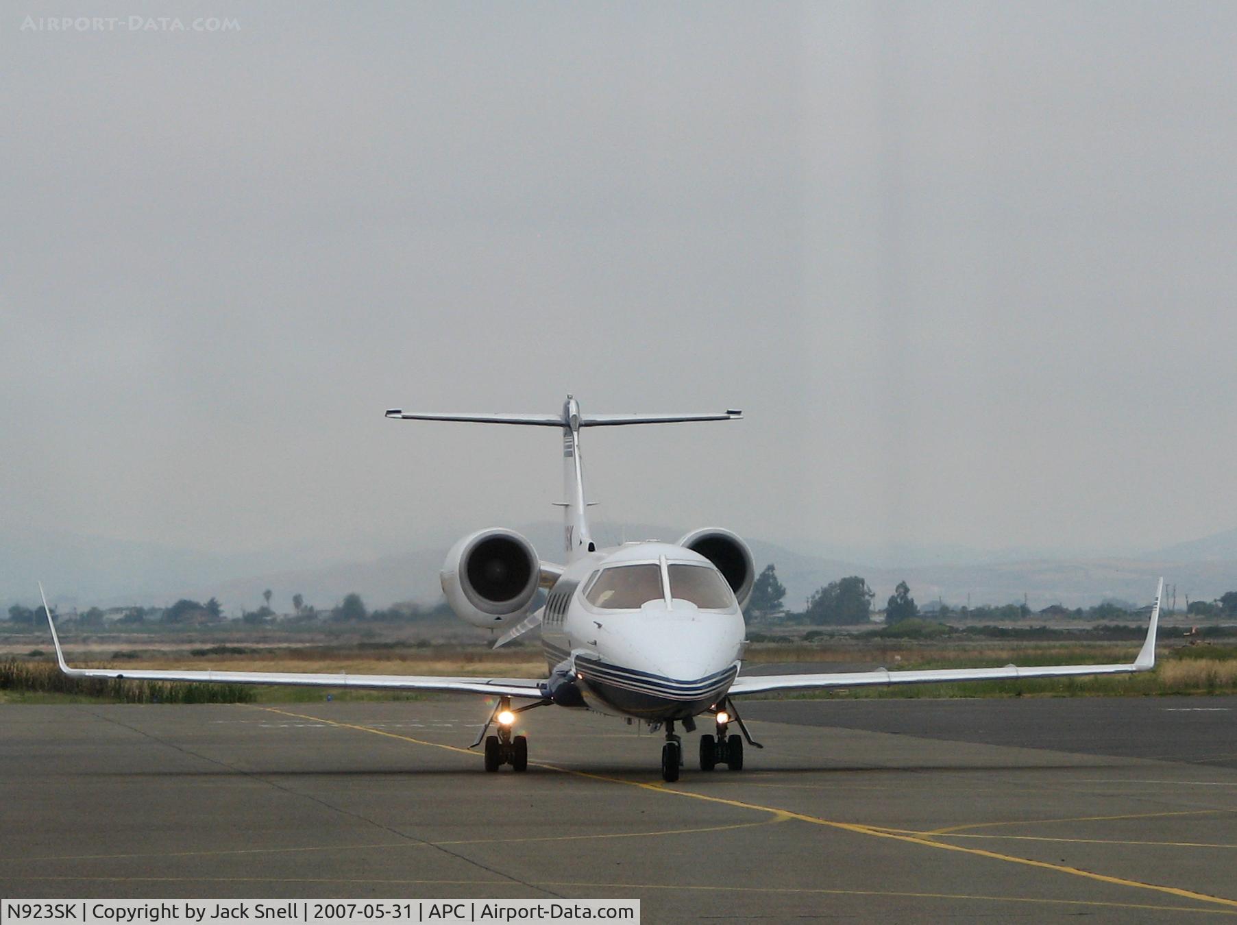 N923SK, 1994 Learjet Inc 60 C/N 050, Taken at the Nspa Cpunty Airport, Napa, CA.