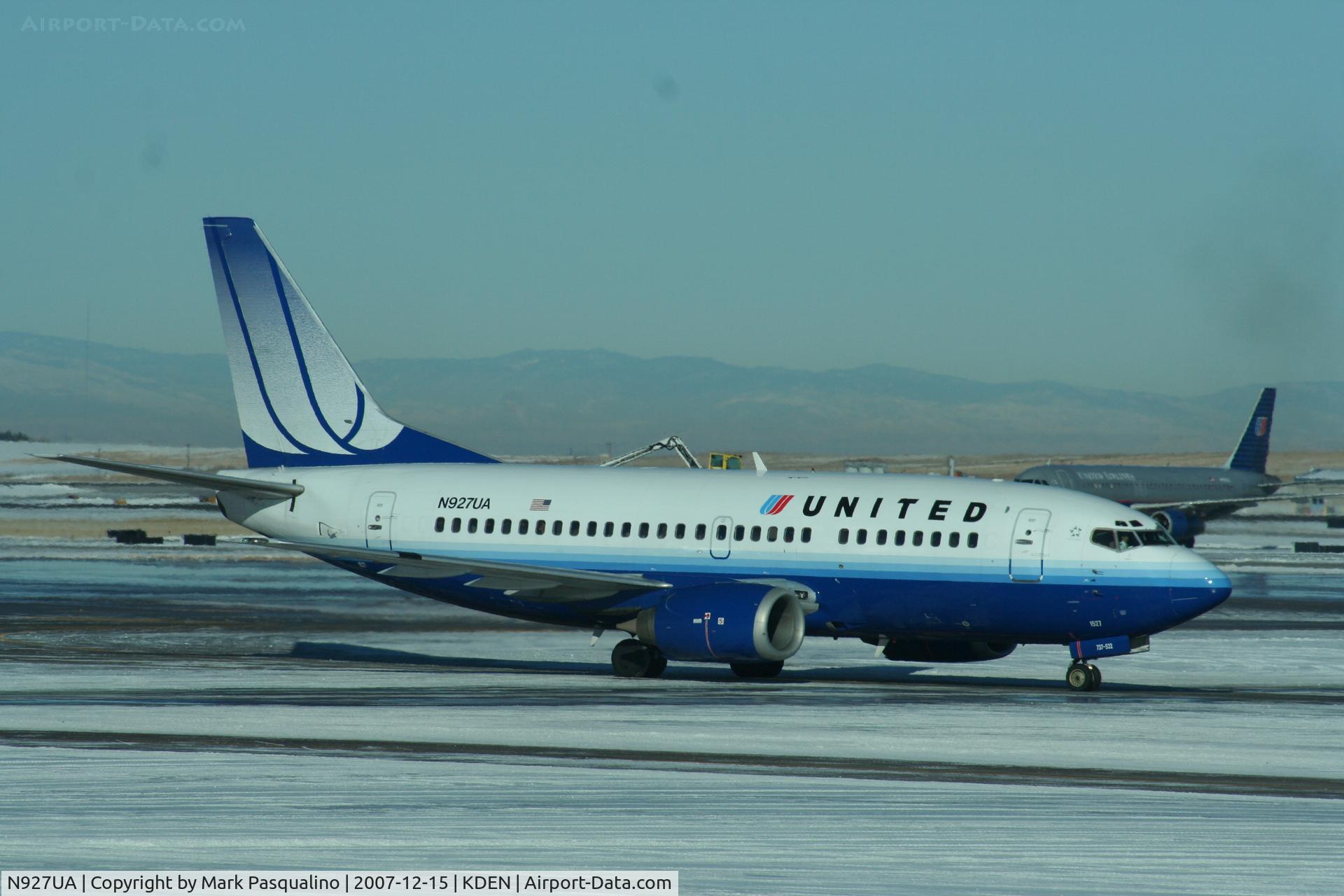 N927UA, 1992 Boeing 737-522 C/N 26649, Boeing 737-500