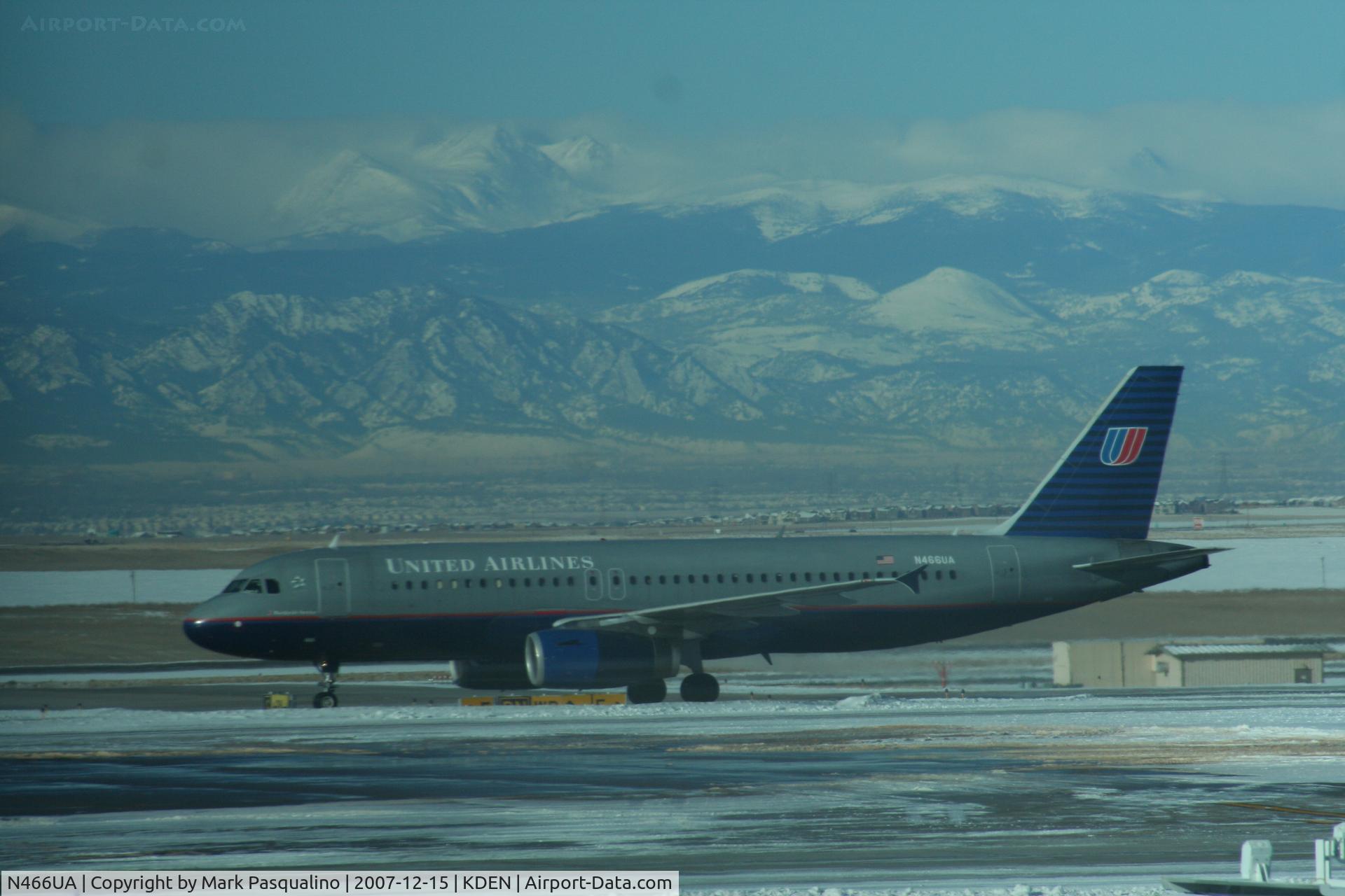 N466UA, 2000 Airbus A320-232 C/N 1343, Airbus A320