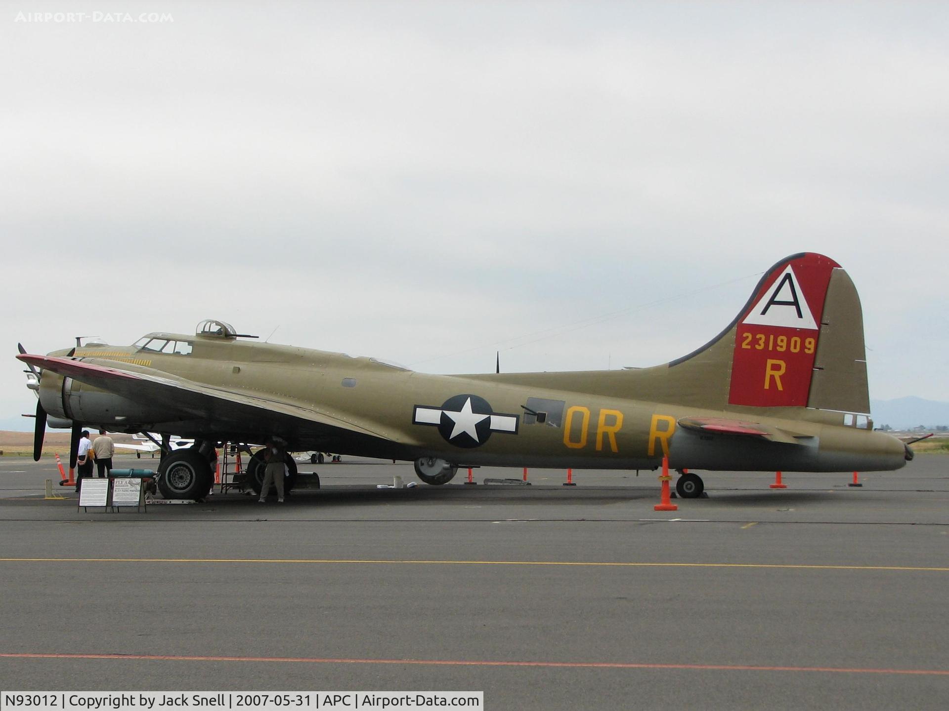 N93012, 1944 Boeing B-17G-30-BO Flying Fortress C/N 32264, Taken at the Nspa Cpunty Airport, Napa, CA.