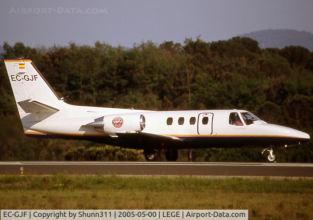 EC-GJF, 1979 Cessna 501 Citation I/SP C/N 501-0107, Ready to take off rwy 20