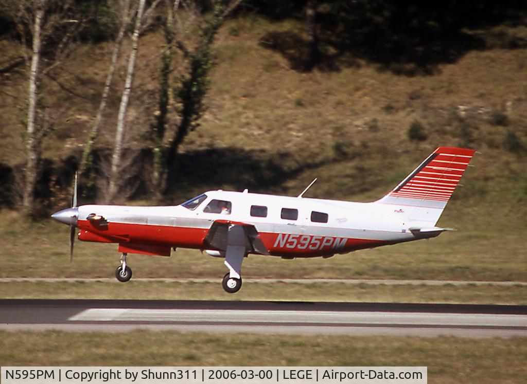 N595PM, 1995 Piper PA-46-350P Malibu Mirage C/N 4636011, Landing rwy 20