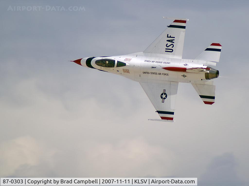 87-0303, 1987 General Dynamics F-16C Fighting Falcon C/N 5C-564, SA - Air Force / 1987 General Dynamics F-16C Fighting Falcon (Block 32H) - Thunderbird #6 - Major Samantha Weeks (Opposing Solo)