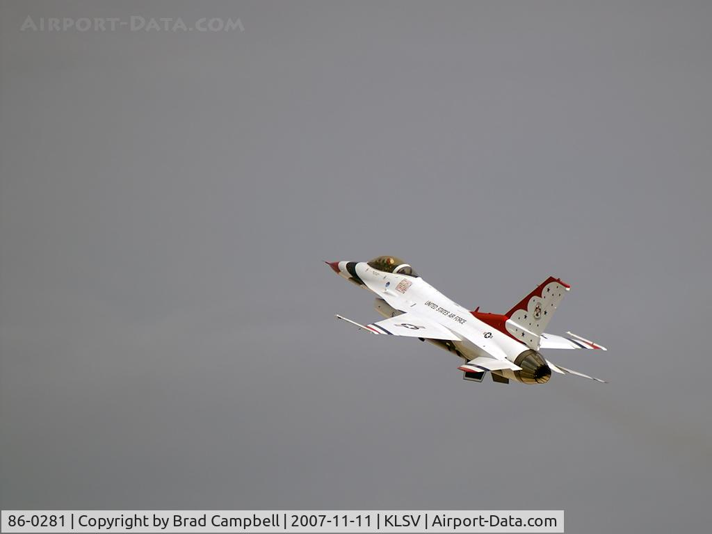 86-0281, 1986 General Dynamics F-16C Fighting Falcon C/N 5C-387, USA - Air Force / 1986 General Dynamics F-16C Fighting Falcon (Block 32D) - Thunderbird #5 - Major Ed Casey (Lead Solo)