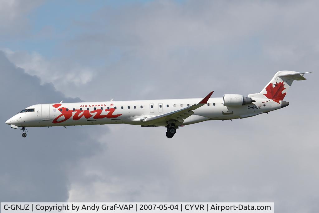 C-GNJZ, 2005 Canadair CRJ-705ER (CL-600-2D15) Regional Jet C/N 15052, JAZZ CRJ605