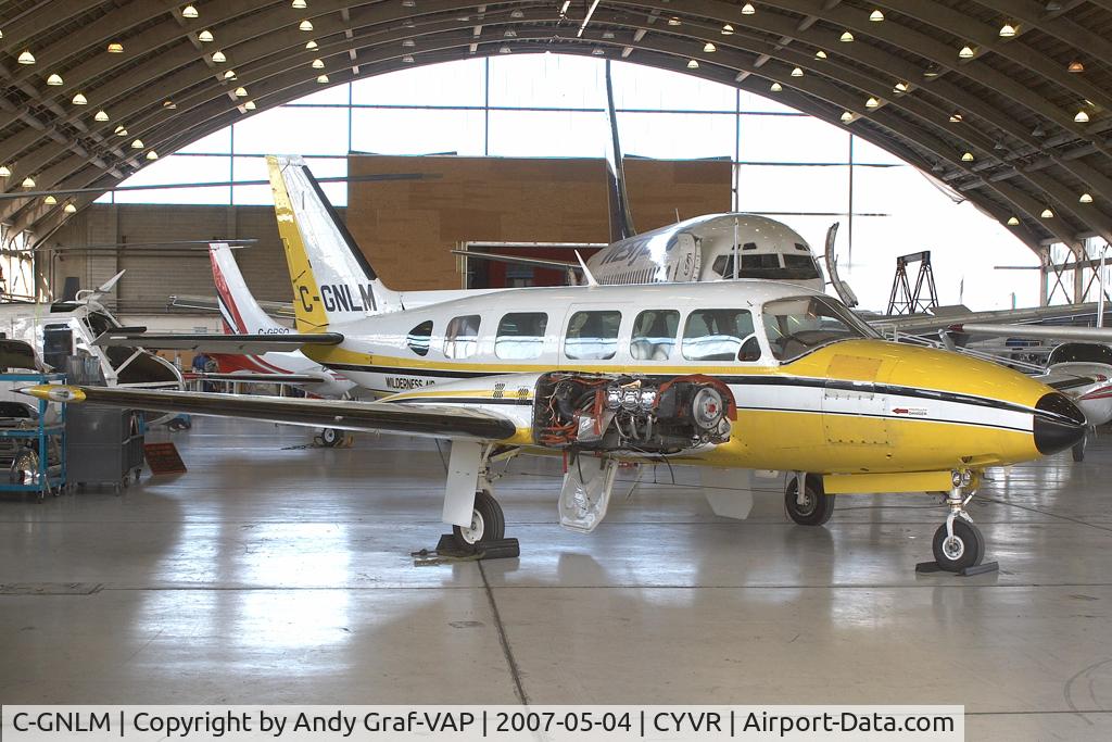 C-GNLM, 1973 Piper PA-31-350 Chieftain C/N 31-7305053, Wildness Air Zenair CH-701