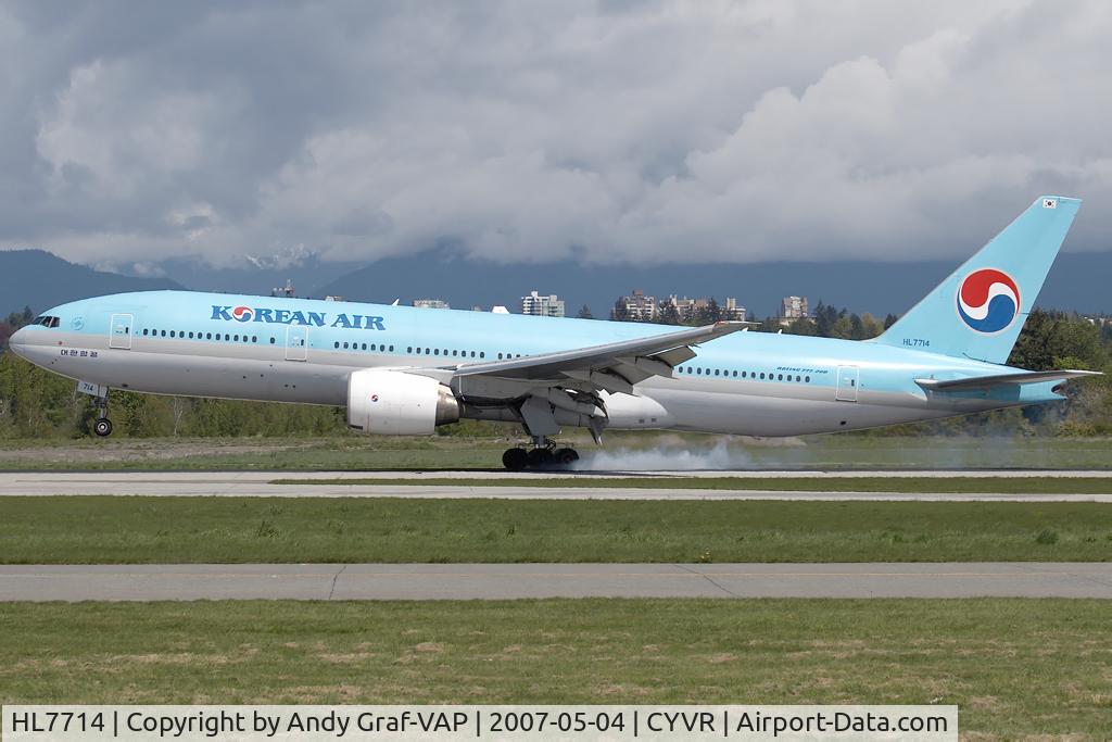 HL7714, 2002 Boeing 777-2B5/ER C/N 27951, Korean Air 777-200