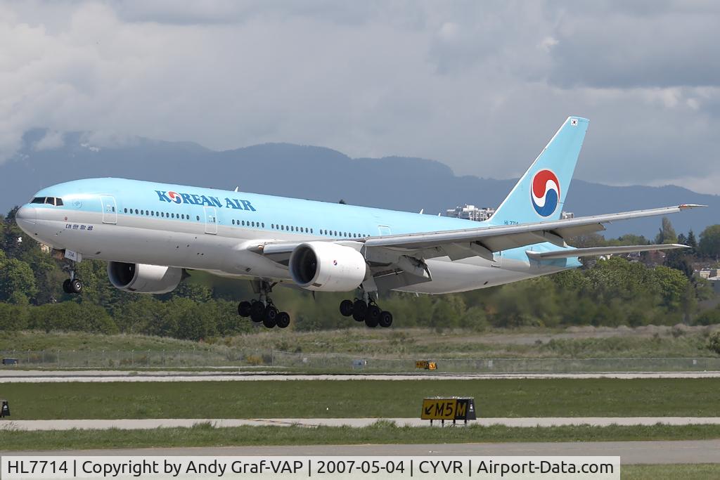 HL7714, 2002 Boeing 777-2B5/ER C/N 27951, Korean Air 777-200