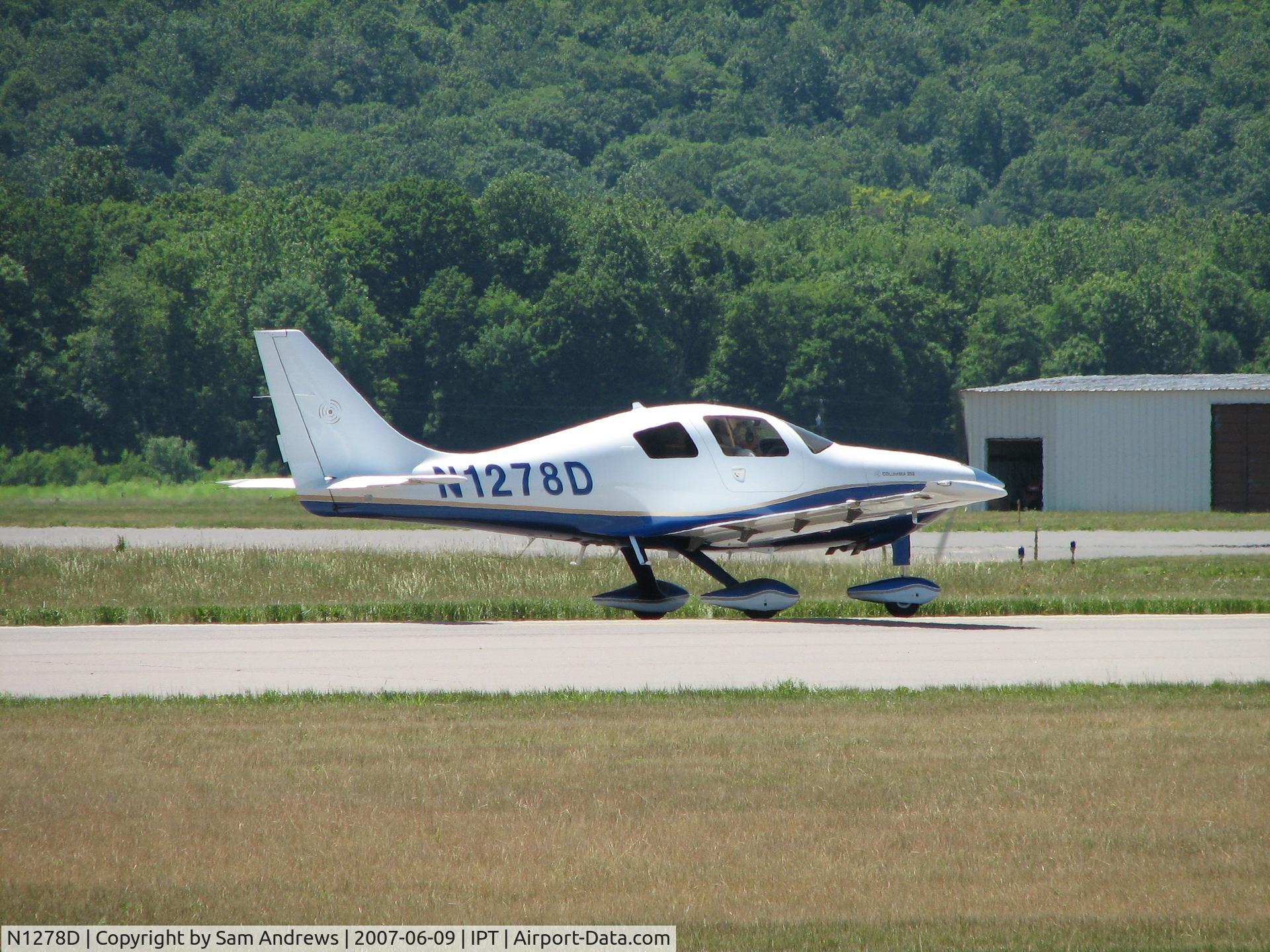 N1278D, 2007 Columbia Aircraft Mfg LC42-550FG C/N 42532, Just arriving to the WRAP 2007 Fly-in