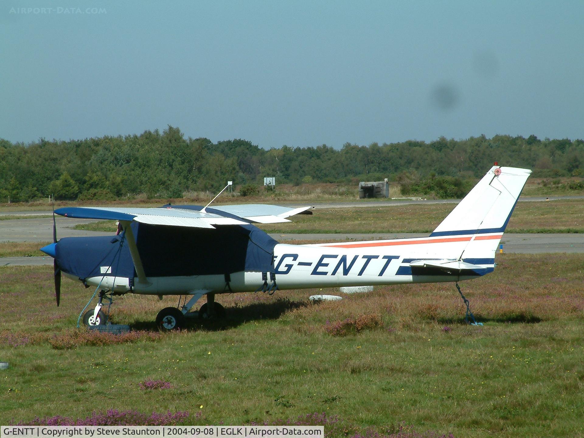 G-ENTT, 1980 Reims F152 C/N 1750, Taken at Blackbushe Airport 8th September 2004 (sorry about the black spot on the lens)