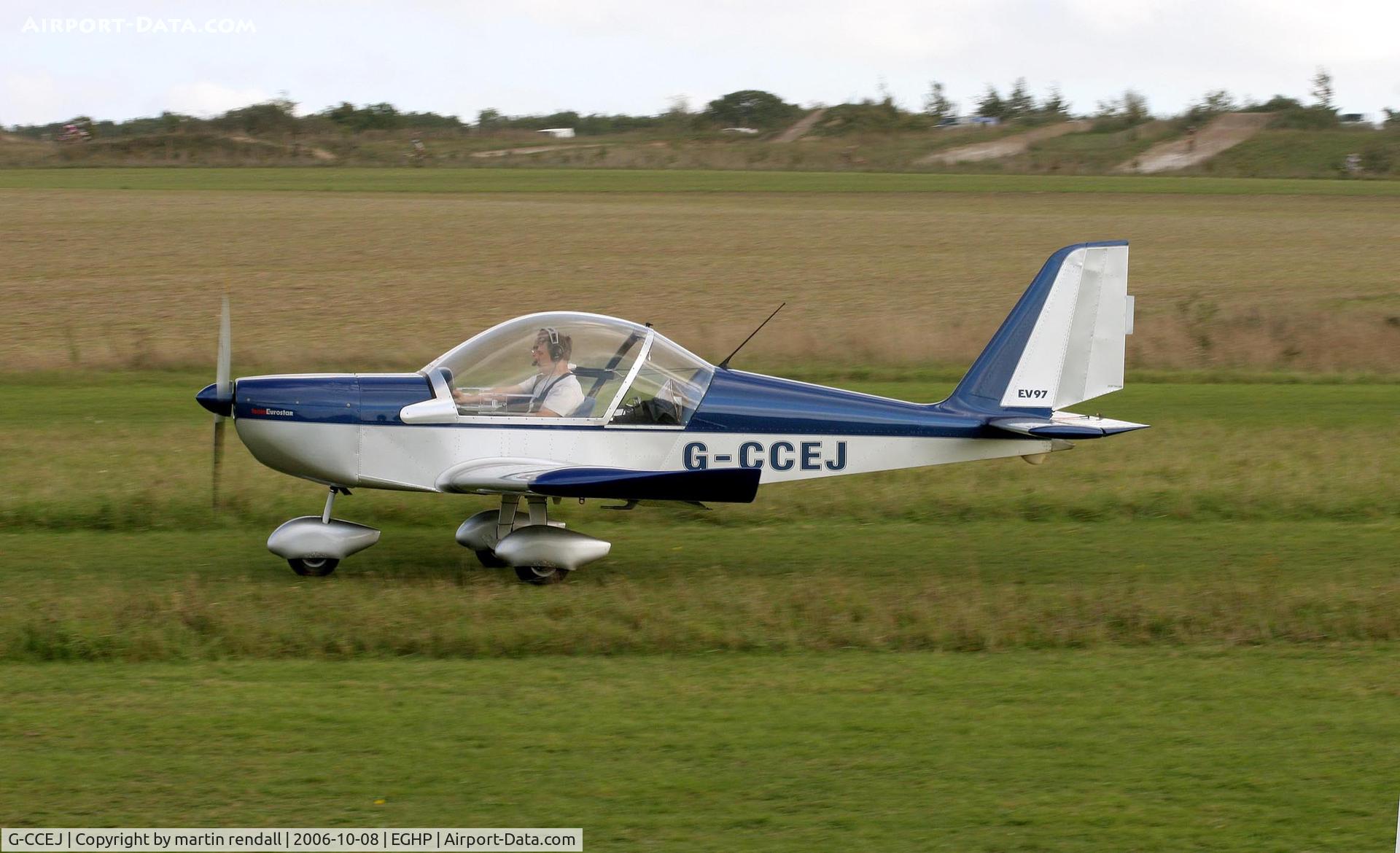 G-CCEJ, 2003 Aerotechnik EV-97 Eurostar C/N PFA 315-14011, EUROSTAR