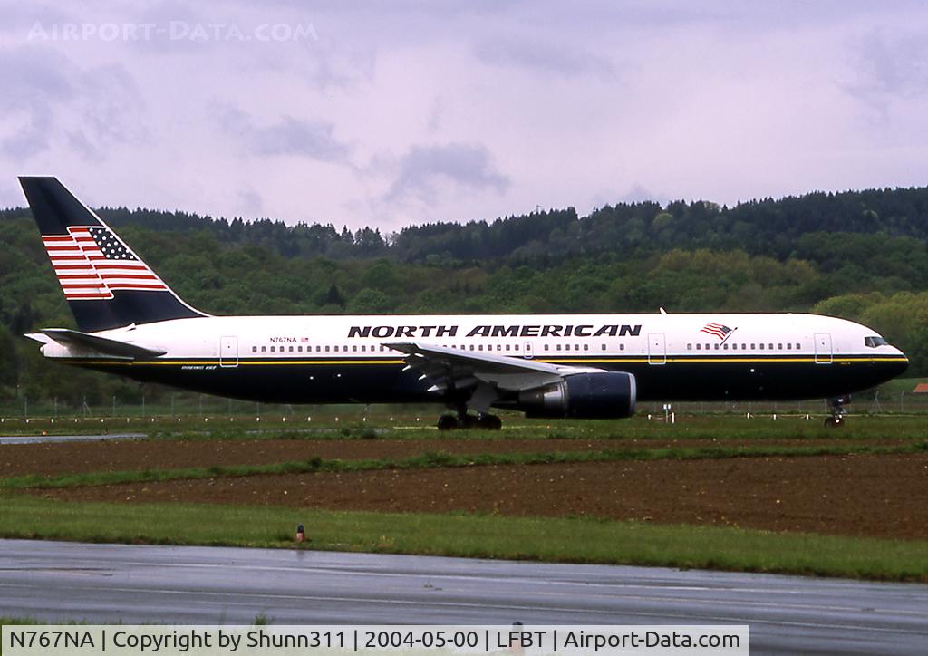 N767NA, 1996 Boeing 767-324 C/N 27569, Line up rwy 02 for departure