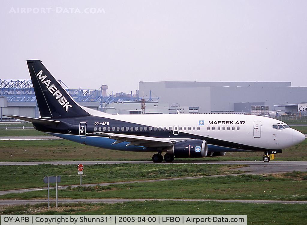 OY-APB, 1996 Boeing 737-5L9 C/N 28084, Taxiing holding point rwy 14L for departure