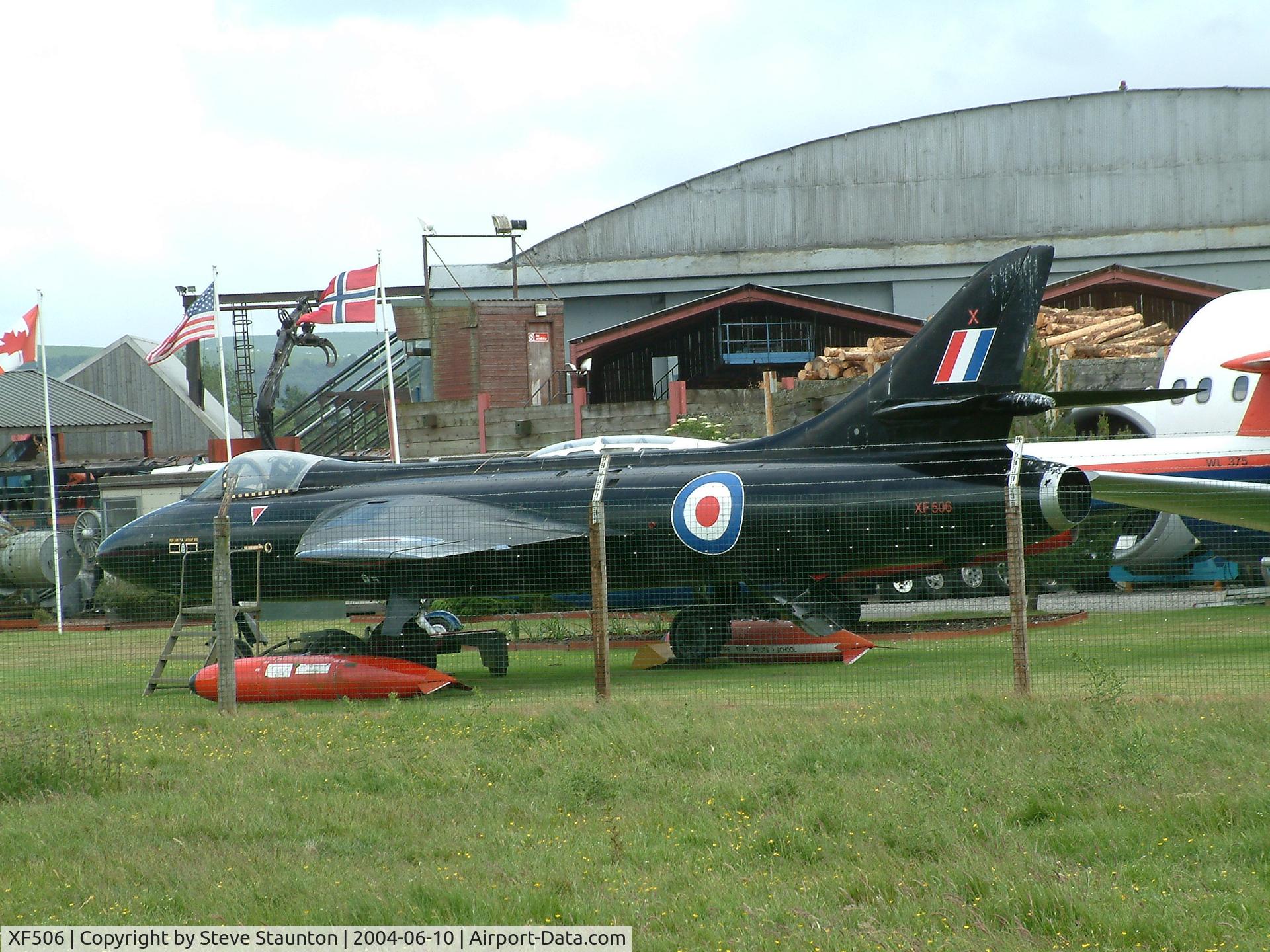 XF506, Hawker Hunter F.4 C/N 41H-670703, Taken at Dumfries & Galloway Aviation Museum, 10th June 2004