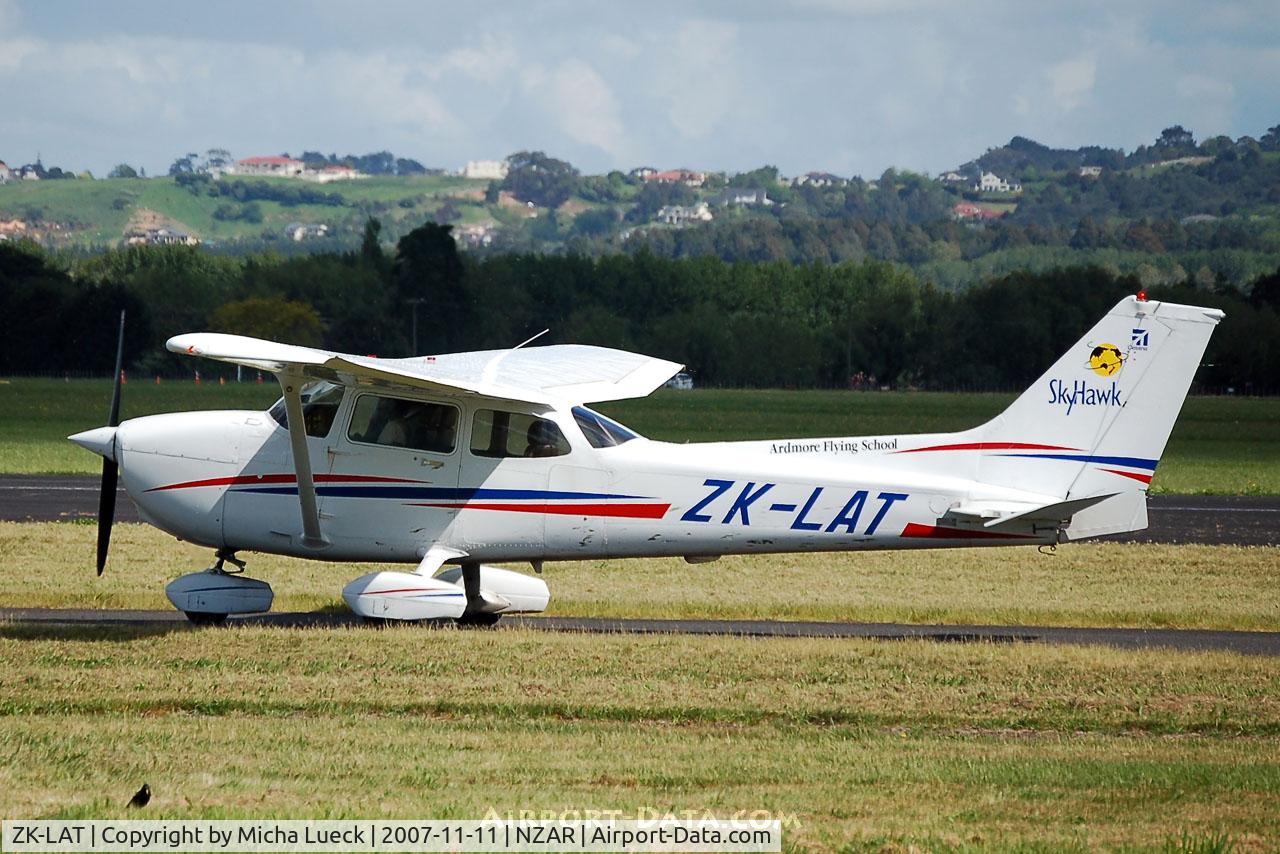 ZK-LAT, 2003 Cessna 172R C/N 17281164, Ardmore Flying School
