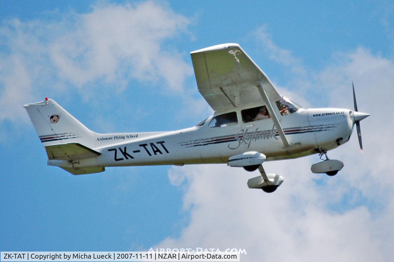 ZK-TAT, Cessna 172R C/N 17280635, Ardmore Flying School
