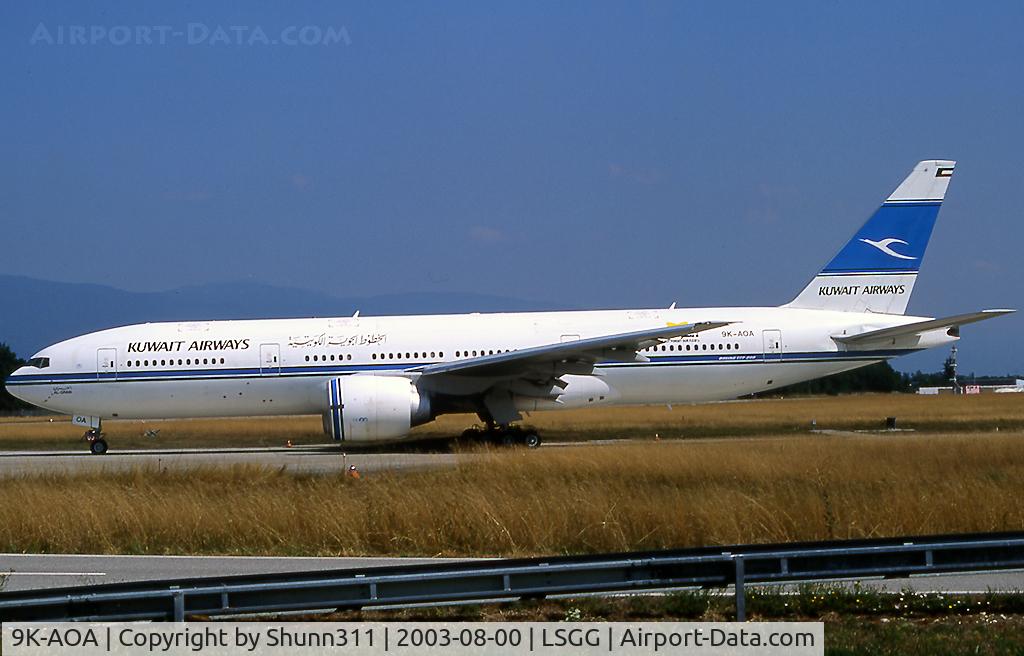 9K-AOA, 1998 Boeing 777-269/ER C/N 28743, Line up rwy 05 for departure