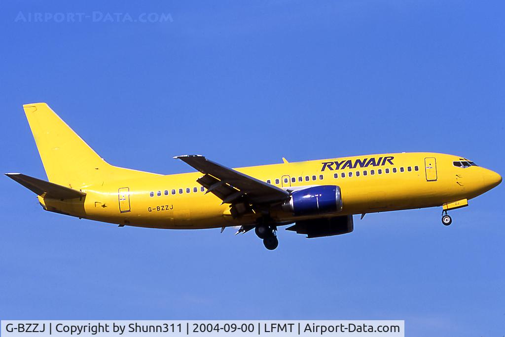 G-BZZJ, 1995 Boeing 737-3Q8 C/N 26321, Landing rwy 13