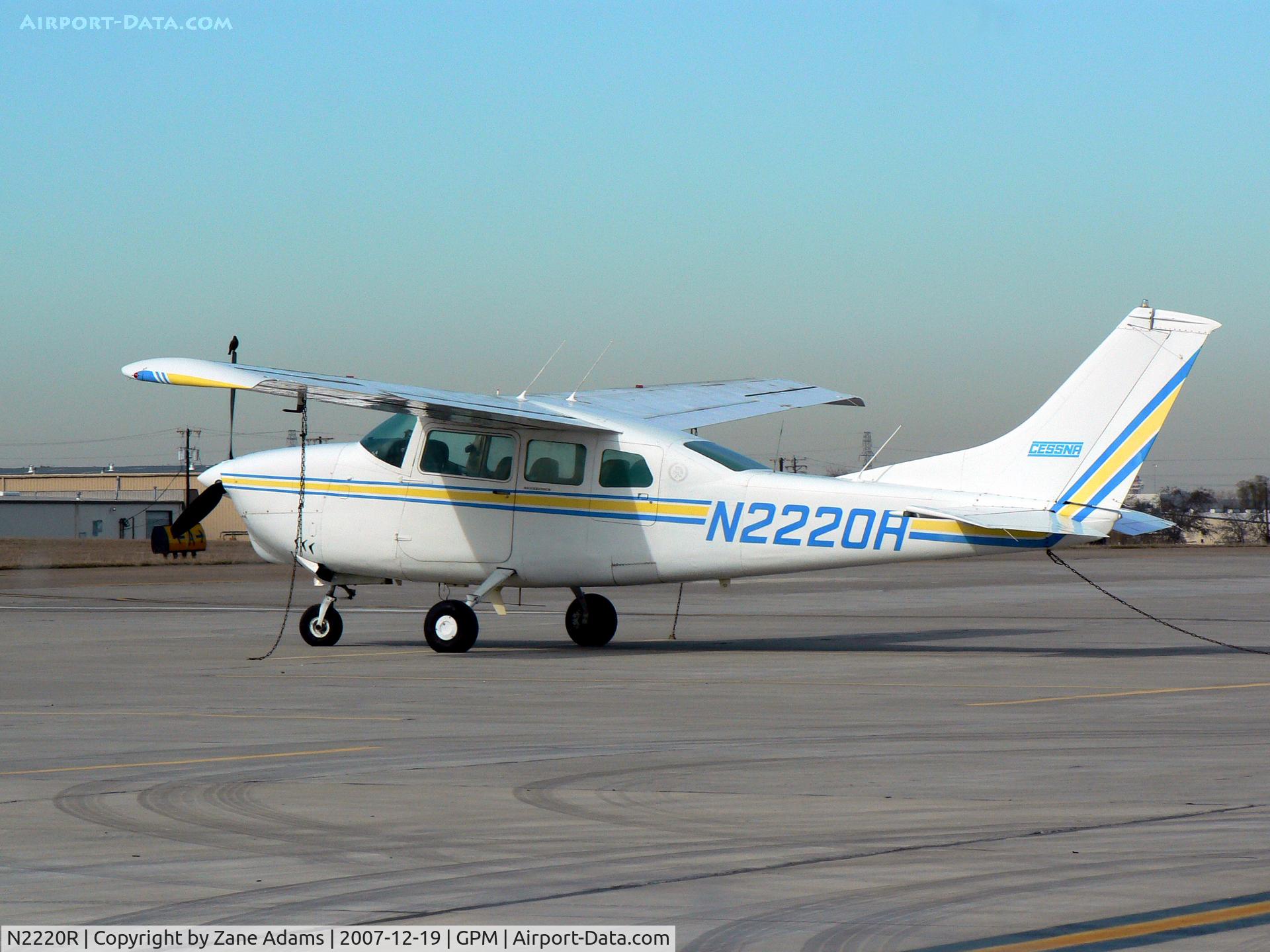 N2220R, 1968 Cessna T210H Turbo Centurion C/N T210-0370, At Grand Prairie Municipal