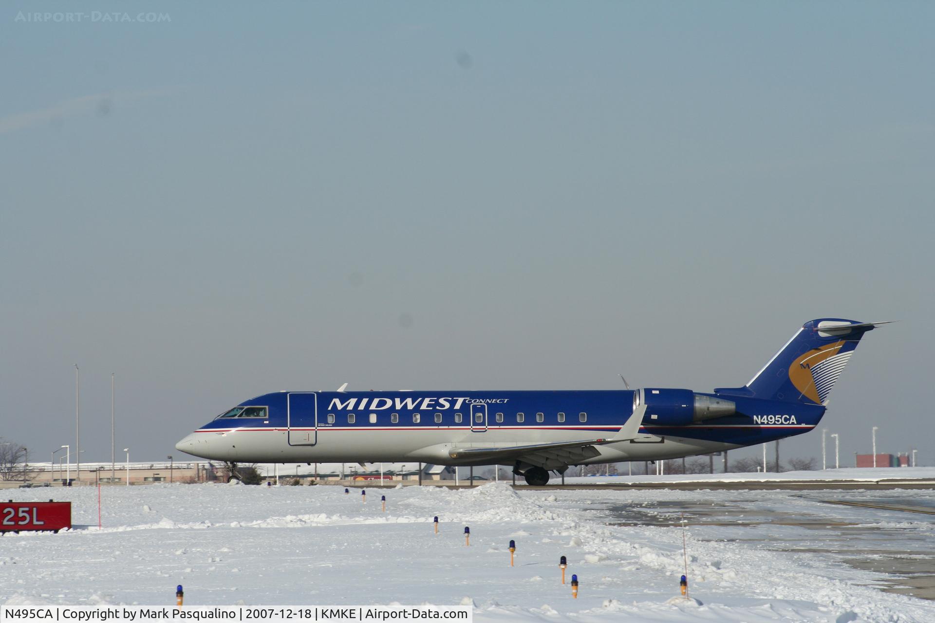 N495CA, 2003 Bombardier CRJ-200ER (CL-600-2B19) C/N 7774, CL-600-2B19