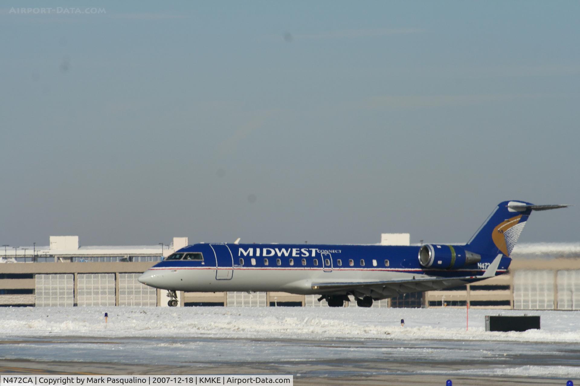 N472CA, 2002 Bombardier CRJ-200ER (CL-600-2B19) C/N 7667, CL-600-2B19