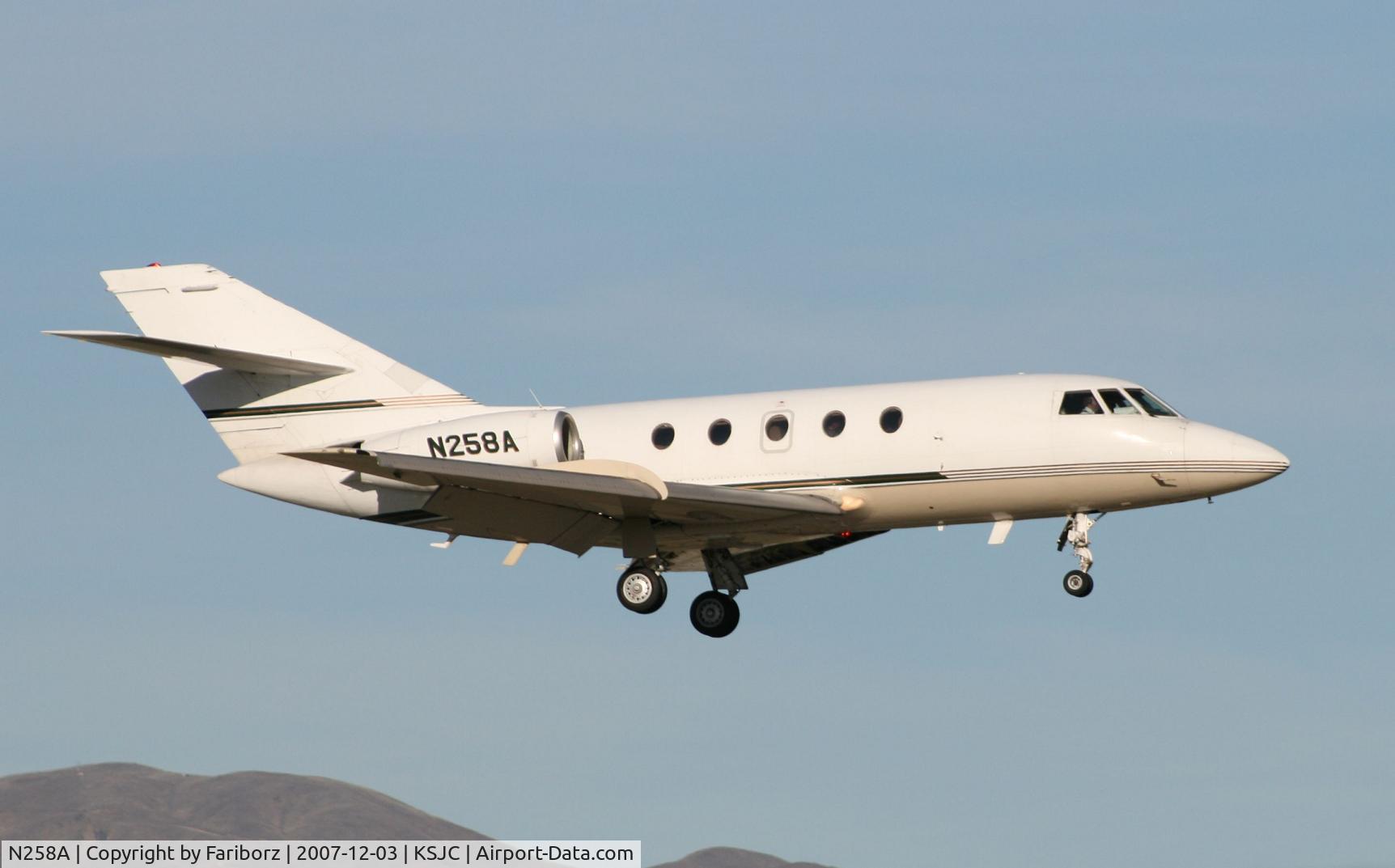 N258A, 1981 Dassault Falcon (Mystere) 20F-5 C/N 438, Short final RWY12R