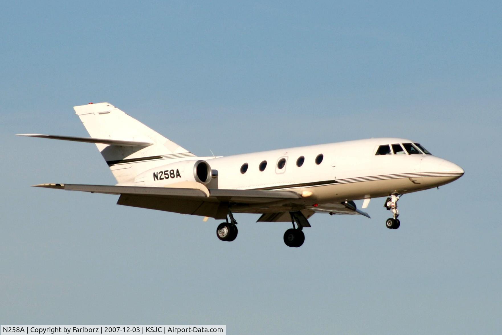 N258A, 1981 Dassault Falcon (Mystere) 20F-5 C/N 438, Short final RWY12R