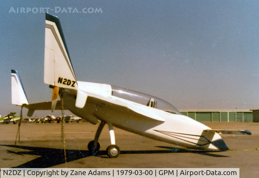 N2DZ, 1978 Rutan VariEze C/N 91, At Grand Prairie Municipal