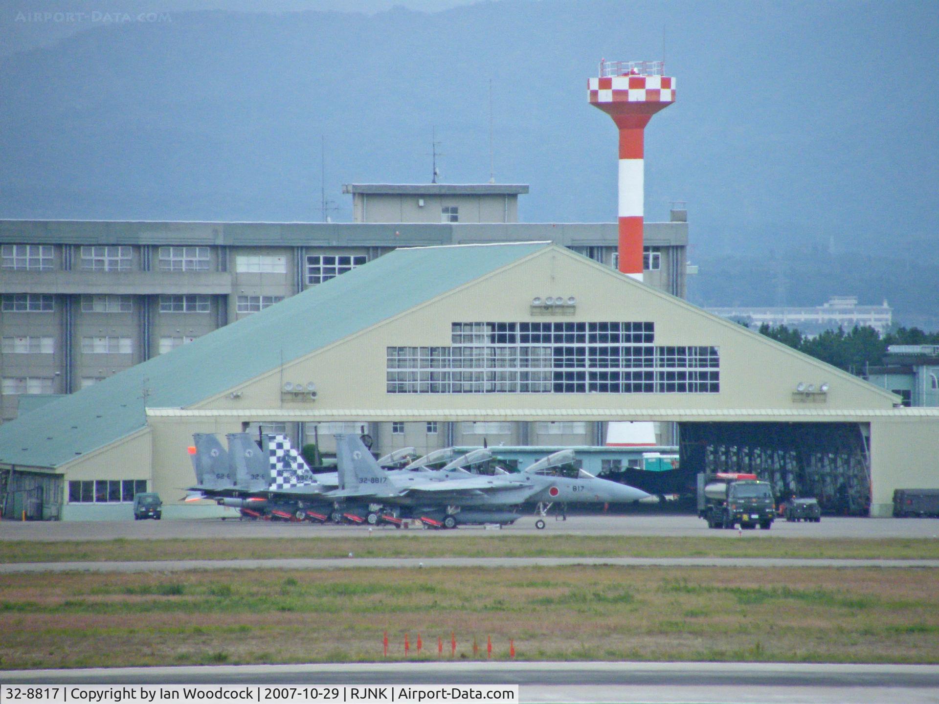 32-8817, Mitsubishi F-15J Eagle C/N 017, F-15J/Komatsu (on the ramp at Komatsu)