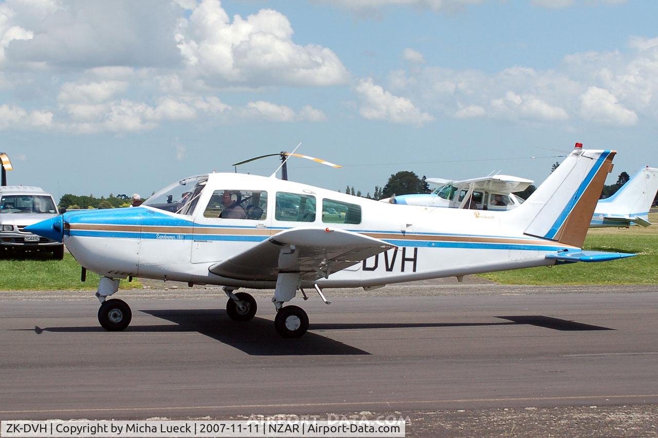 ZK-DVH, Beech C23 Sundowner 180 Sundowner 180 C/N M-1552, Taxiing