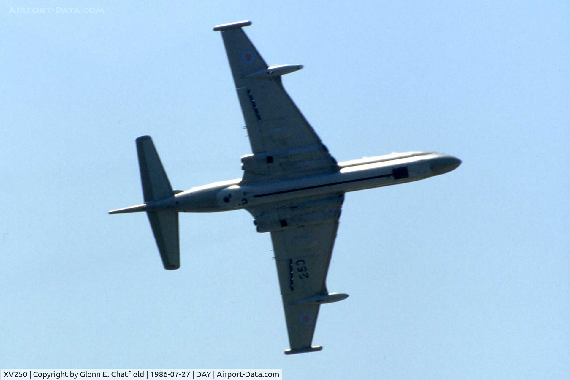 XV250, Hawker Siddeley Nimrod MR.2 C/N 8025, Nimrod at the Dayton International Air Show