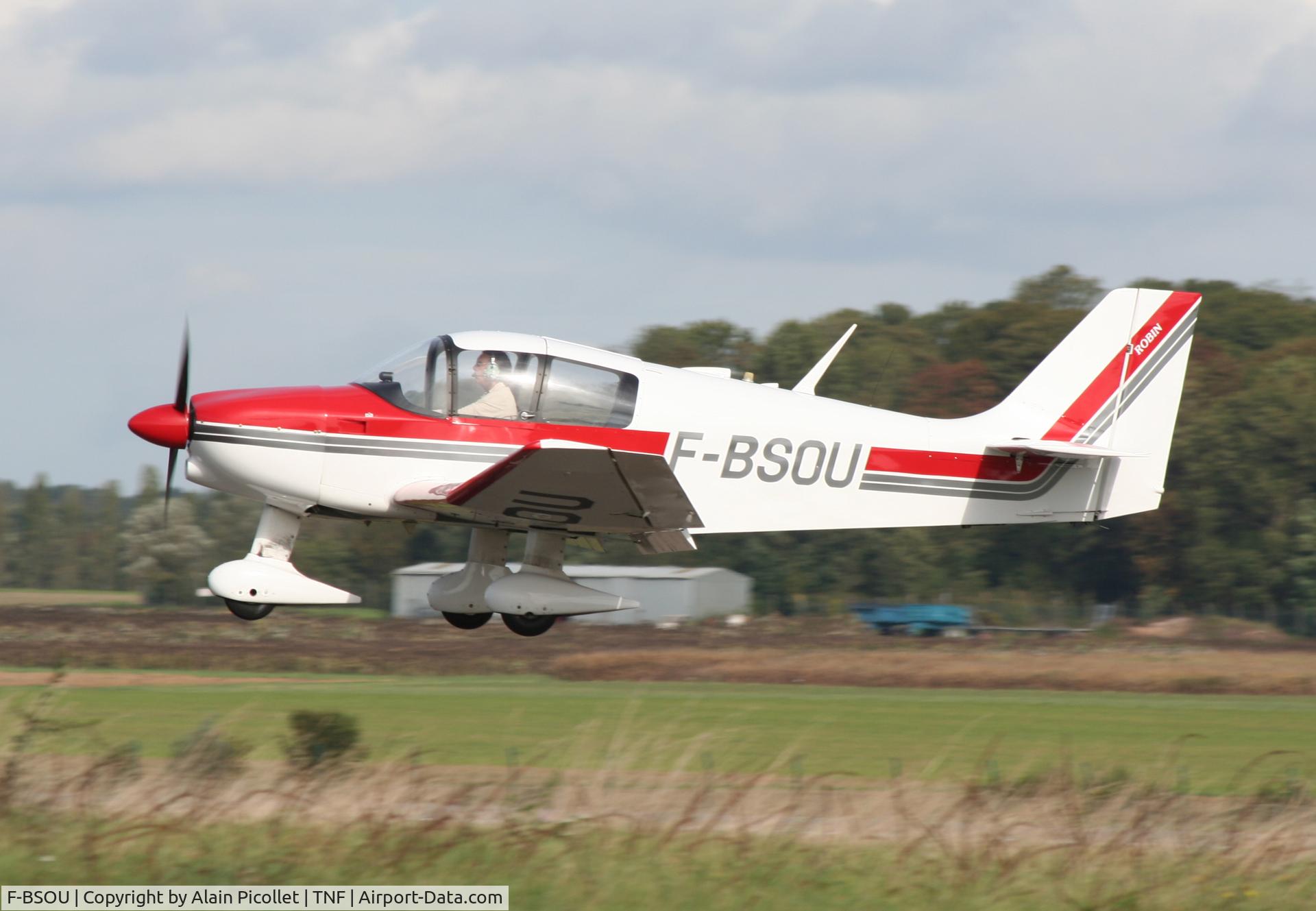F-BSOU, Robin DR-315 Petit Prince C/N 587, landing shoot