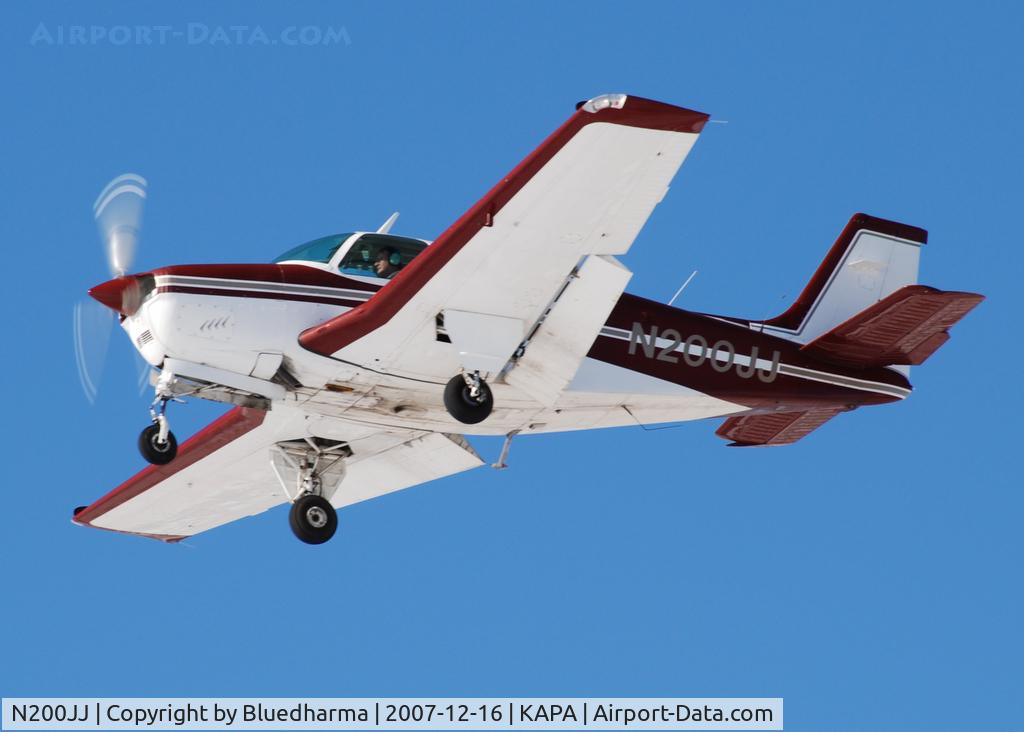 N200JJ, 1966 Beech 35-C33A Debonair C/N CE-112, Approach to 17L