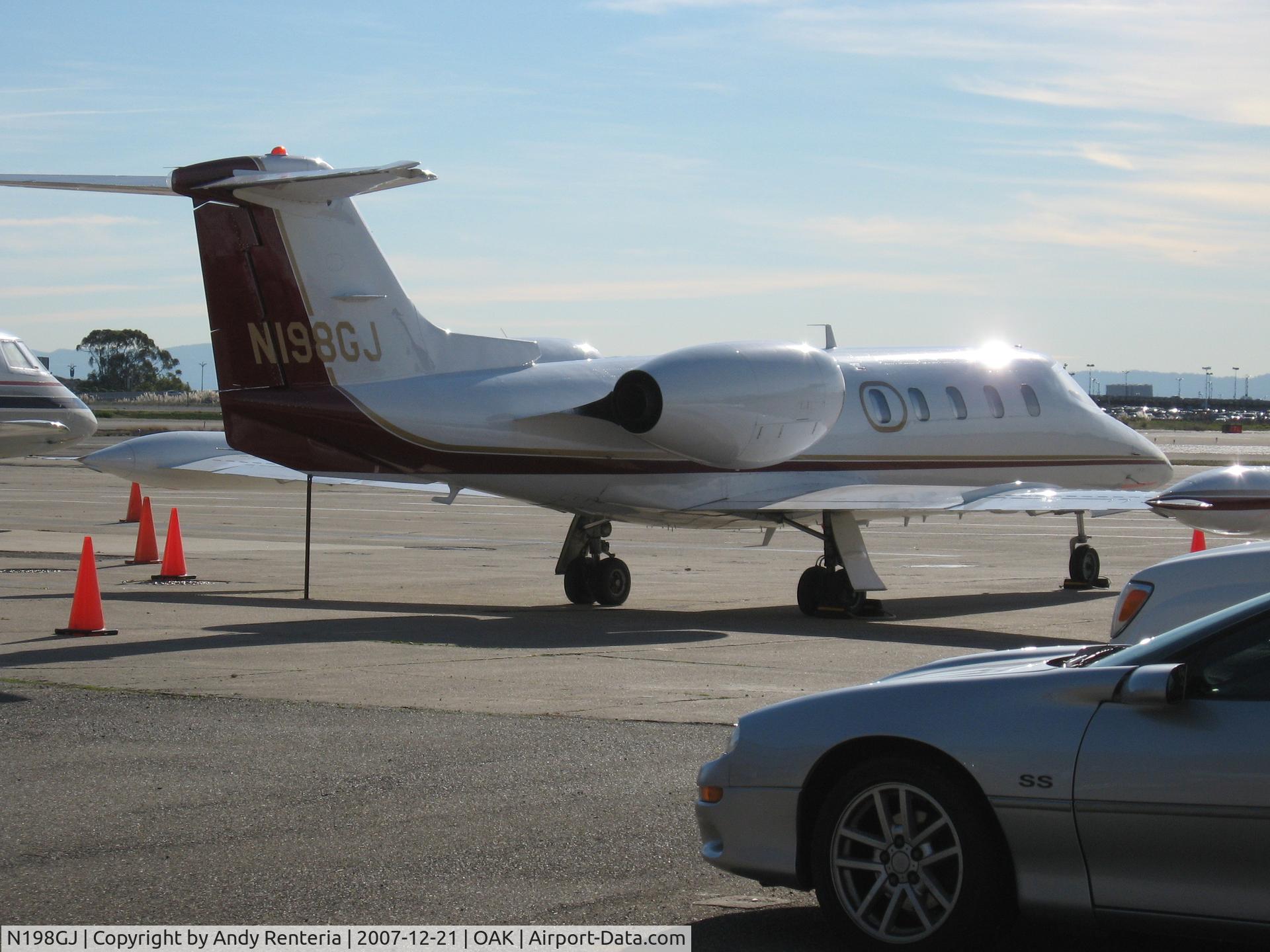 N198GJ, 1978 Gates Learjet 35A C/N 198, Lear jets still look fast!