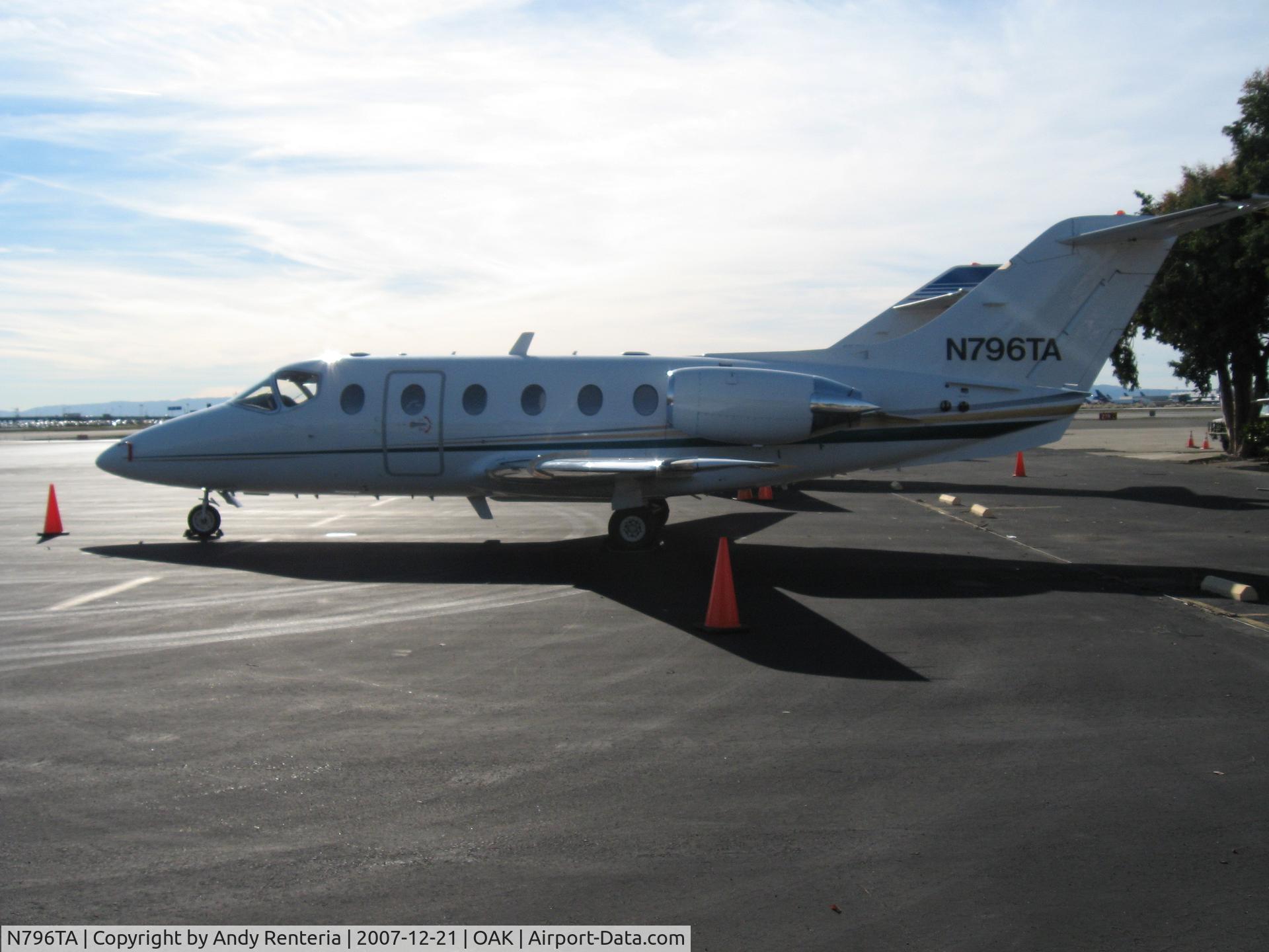 N796TA, 2000 Beechcraft 400A Beechjet C/N RK-289, BECAUSE BACKLIT PHOTOS ARE MORE MYSTERIOUS