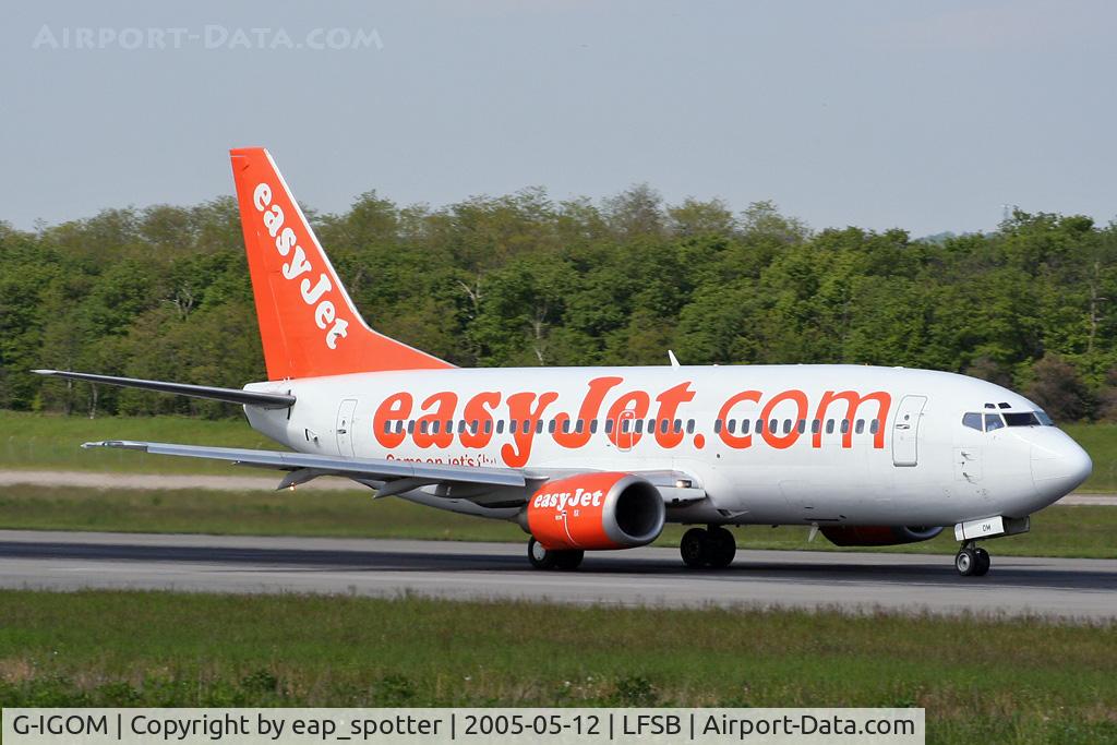 G-IGOM, 1999 Boeing 737-36N C/N 28599, departing to Liverpool
