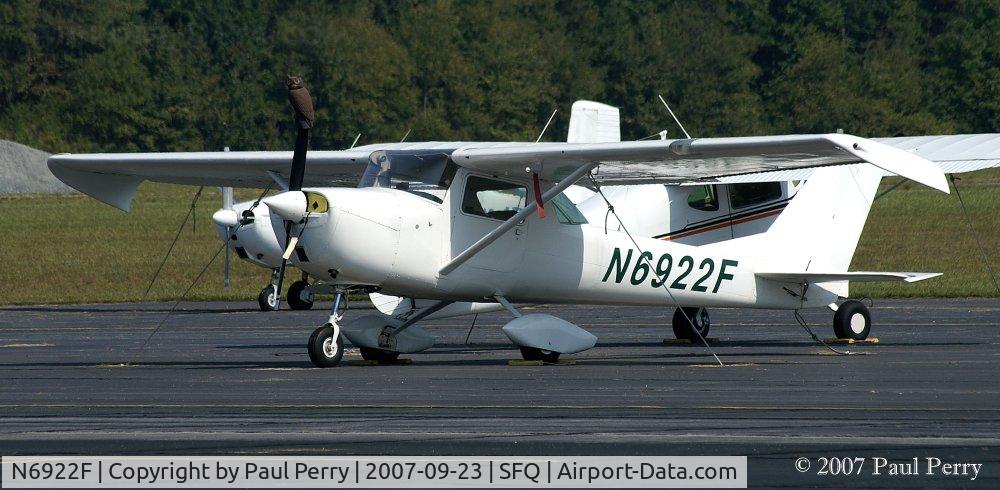 N6922F, 1966 Cessna 150F C/N 15063522, Check out the owl prop tip cover