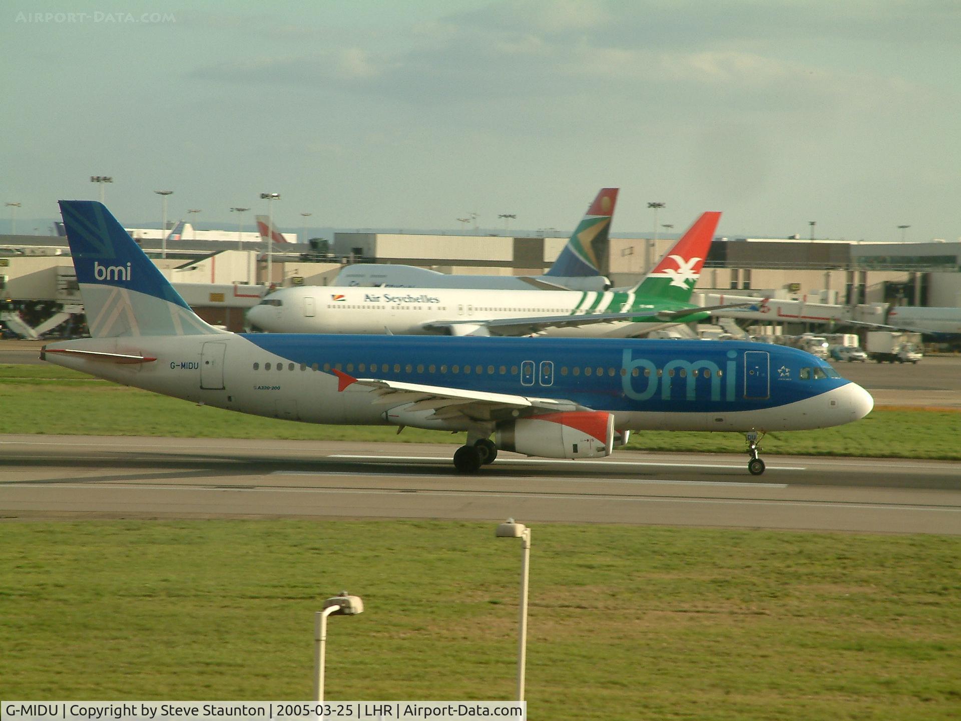 G-MIDU, 2001 Airbus A320-232 C/N 1407, Taken at Heathrow Airport March 2005