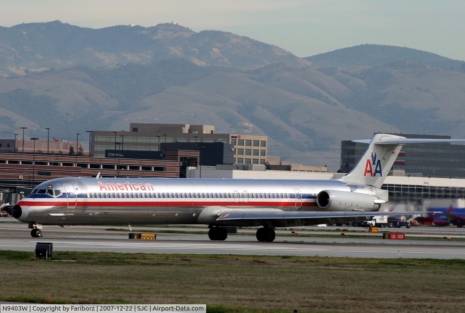 N9403W, 1992 McDonnell Douglas MD-83 (DC-9-83) C/N 53139, San Jose International Airport